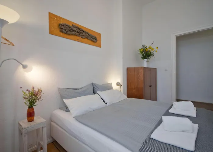Courtyard Apartment