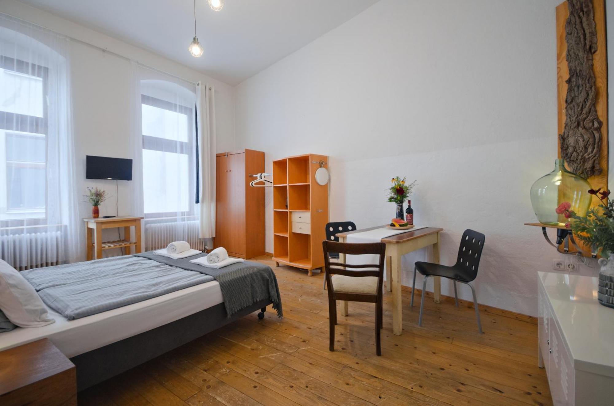 Courtyard Apartament *